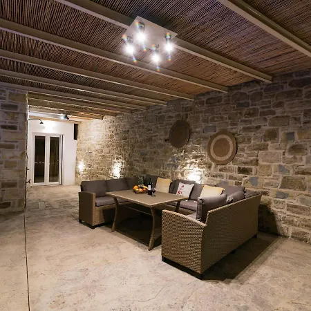 Pagona Villa *